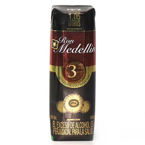 RON MEDELLIN AÑEJO TETRA PRISMA *1050ML